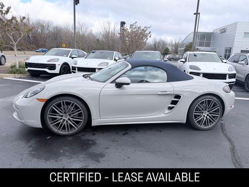 2025 Porsche 718 Boxster 2.0 L Turbo