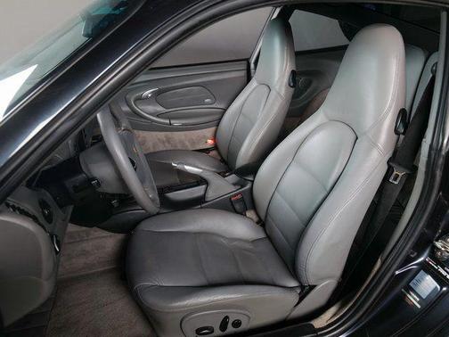 2004 Porsche 911 Carrera 4S