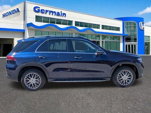 Lunar 2022 Mercedes-Benz GLE 450 4MATIC