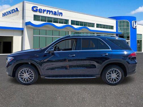 Lunar 2022 Mercedes-Benz GLE 450 4MATIC