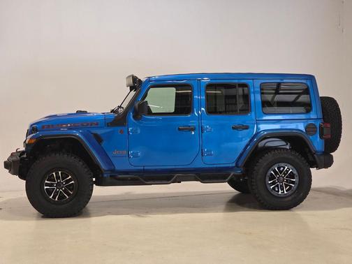 Hydro Blue Pearlcoat 2026 Jeep Wrangler Rubicon