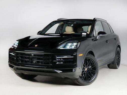 Chromite Black Metallic 2026 Porsche Cayenne Cayenne