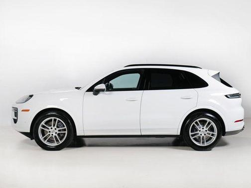 2025 Porsche Cayenne Base