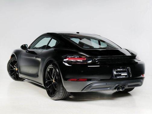 2025 Porsche 718 Cayman Style Edition