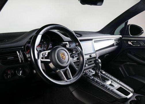2021 Porsche Macan S