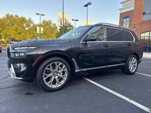 2023 BMW X7 xDrive40i