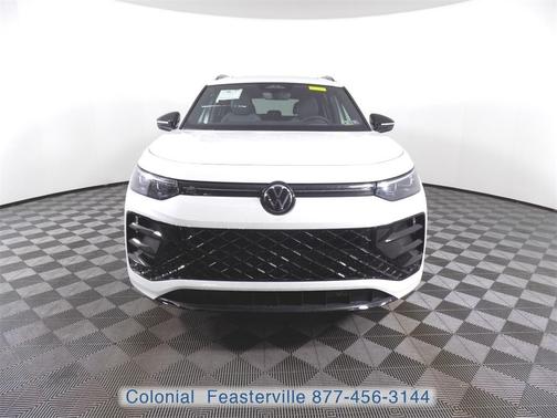 2025 Volkswagen Tiguan 2.0T SE R-Line Black