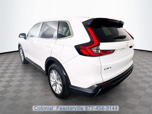 White 2023 Honda CR-V EX-L