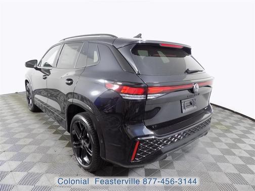 2025 Volkswagen Tiguan 2.0T SE R-Line Black