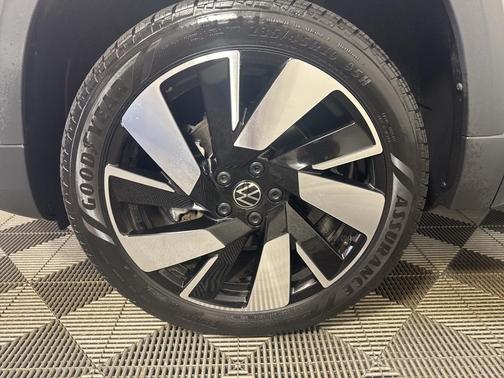 2024 Volkswagen Taos 1.5T SEL