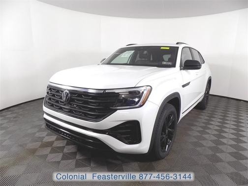 2025 Volkswagen Atlas Cross Sport 2.0T SEL R-Line Black