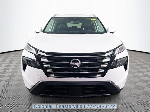 Everest White P 2024 Nissan Rogue SV