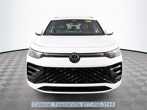 2026 Volkswagen Tiguan 2.0T SEL R-Line