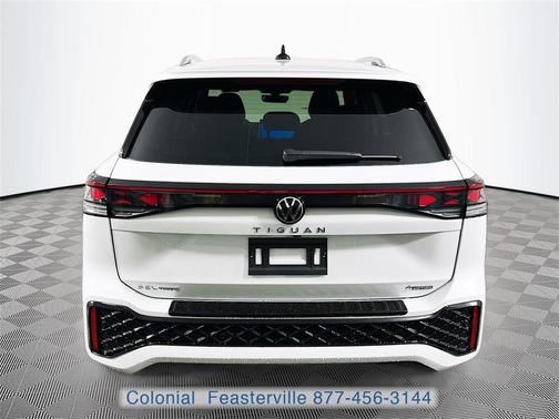 2026 Volkswagen Tiguan 2.0T SEL R-Line