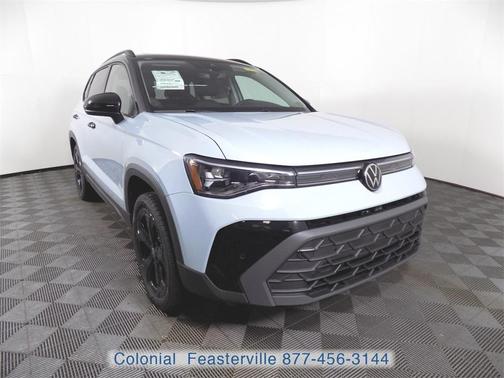 2025 Volkswagen Taos 1.5T SE Black