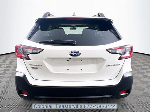 Crystal White Pearl 2023 Subaru Outback Premium