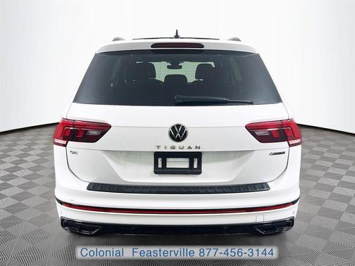 Opal White Pearl Effect 2024 Volkswagen Tiguan 2.0T SE R-Line Black