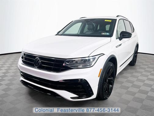 Opal White Pearl Effect 2024 Volkswagen Tiguan 2.0T SE R-Line Black