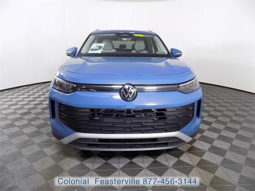 2025 Volkswagen Tiguan 2.0T SE