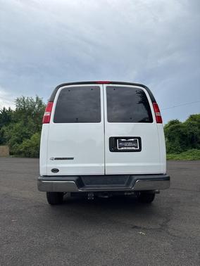 2019 Chevrolet Express 3500 LT