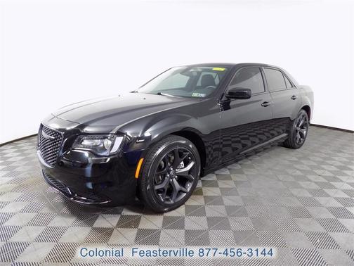 2022 Chrysler 300 Touring