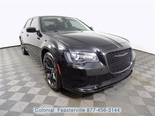 2022 Chrysler 300 Touring