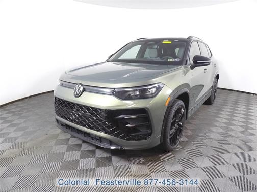 2026 Volkswagen Tiguan 2.0T SE R-Line Black