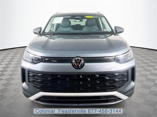 2025 Volkswagen Tiguan 2.0T SE