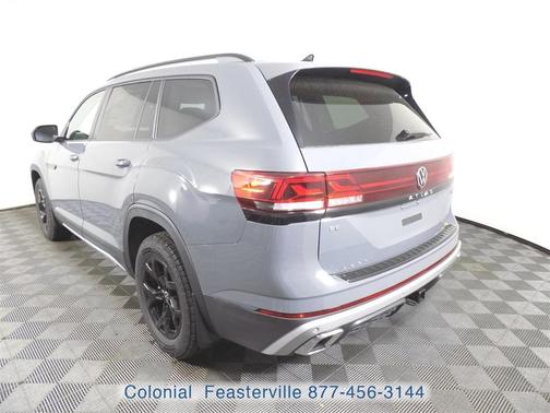 2026 Volkswagen Atlas 2.0T Peak Edition