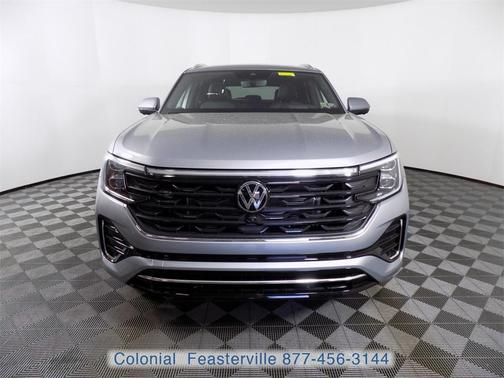 2025 Volkswagen Atlas Cross Sport 2.0T SEL Premium R-Line