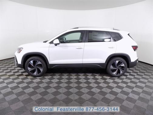 2025 Volkswagen Taos 1.5T SE