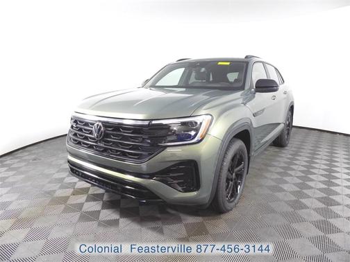 2025 Volkswagen Atlas Cross Sport 2.0T SEL R-Line Black