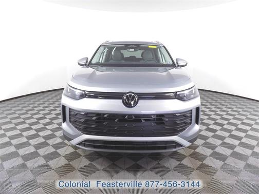 2025 Volkswagen Tiguan 2.0T SE
