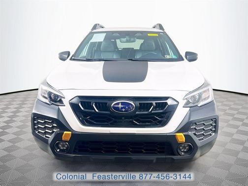 Crystal White Pearl 2024 Subaru Outback Wilderness