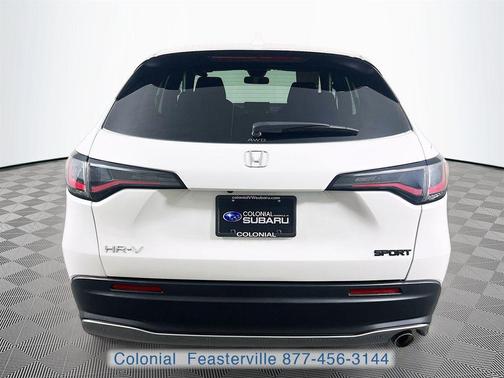 White 2024 Honda HR-V Sport