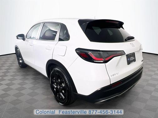 White 2024 Honda HR-V Sport