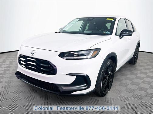 White 2024 Honda HR-V Sport