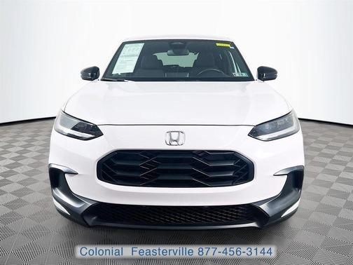 White 2024 Honda HR-V Sport
