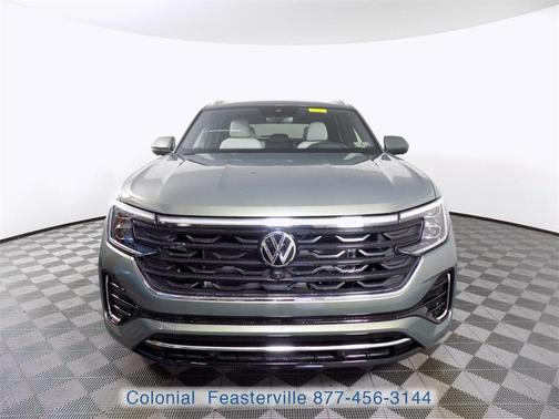2025 Volkswagen Atlas Cross Sport 2.0T SEL Premium R-Line