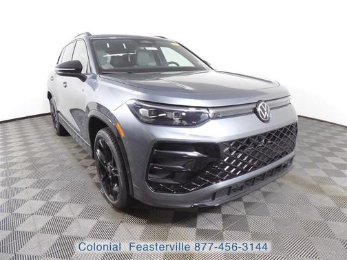 2025 Volkswagen Tiguan 2.0T SE R-Line Black
