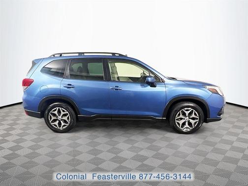 Horizon Blue Pearl 2023 Subaru Forester 2.5i Premium