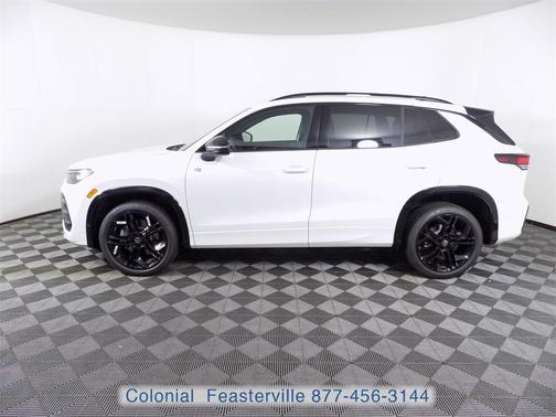2025 Volkswagen Tiguan 2.0T SE R-Line Black