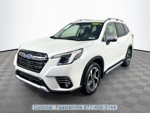 Crystal White Pearl 2023 Subaru Forester Base