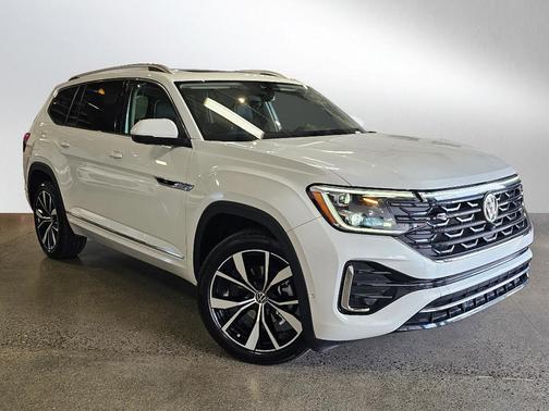2025 Volkswagen Atlas 2.0T SEL Premium R-Line