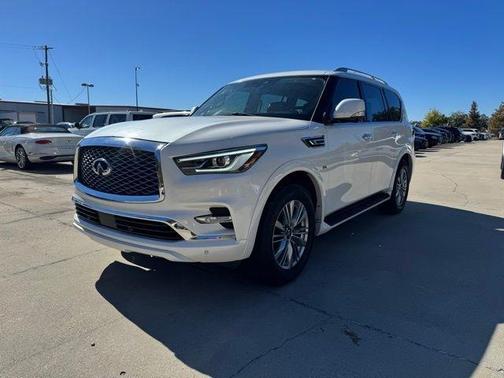 2019 INFINITI QX80 Luxe