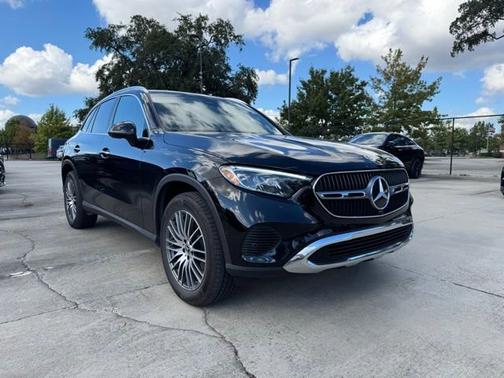 2025 Mercedes-Benz GLC 300 Base