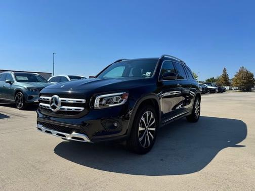 2023 Mercedes-Benz GLB 250 