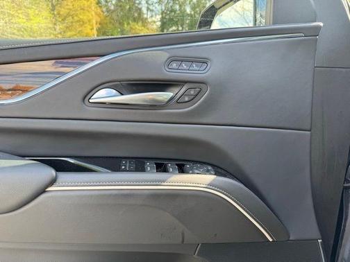 2024 Cadillac Escalade ESV Premium Luxury