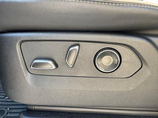 2024 Cadillac Escalade ESV Premium Luxury