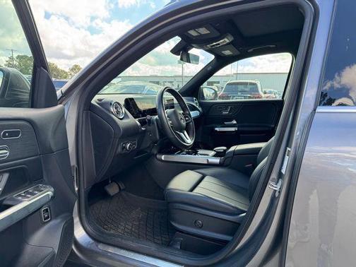 2023 Mercedes-Benz GLB 250 Base